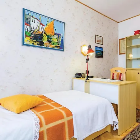 2 Bedroom Pet Friendly In Kolavici